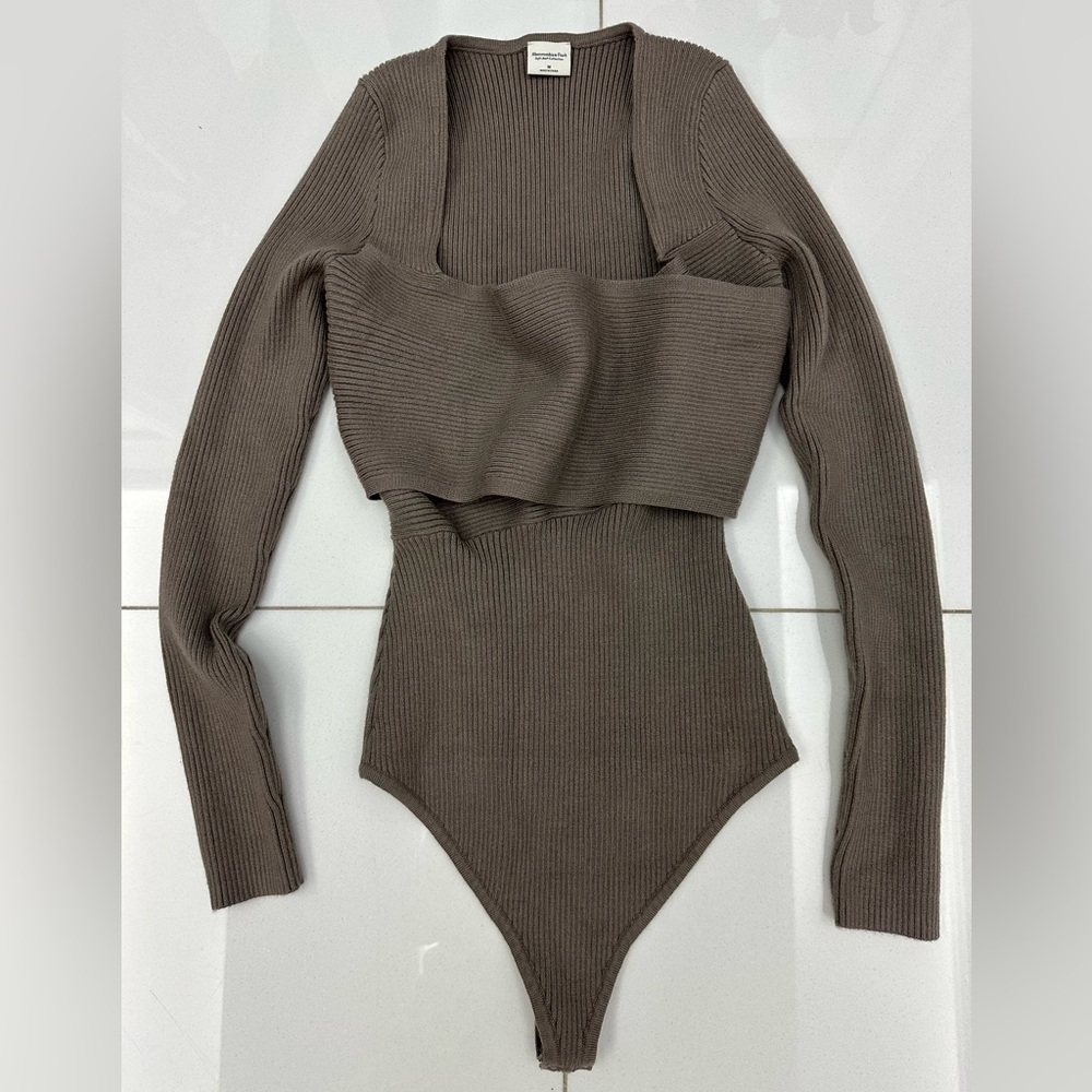Abercrombie & Fitch Taupe Ribbed Knit Top